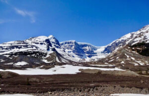 El calentamiento global por sobre 1,5 °C es peligroso, pero no es un punto sin retorno, como afirma Biden Montañas sufriendo de deshielo a causa del calentamiento global