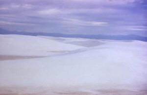 Un meme hace una comparación engañosa para poner en duda el cambio climático Paisaje que muestra los estragos del cambio climático