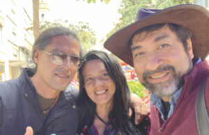 Villa Inmigrante: En las calles de Bogotá Julián, Carmen y Obed, "La Candelaria" en el 2024