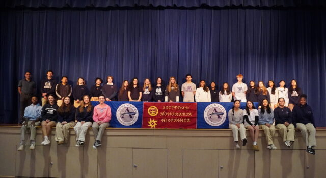 WL 18 – Members of the Sussex Academy World Language Honor Society gather after the induction ceremony