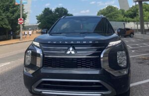 First time a journalist will do the trip by road Miami-Alaska-Miami: His diary/Primera vez que un periodista hará el viaje Miami-Alaska-Miami en un Mitsubishi Outlander: su diario Mitsubitshi Outlander conducido por Enrique Kogan en su viaje Miami-Alaska-Miami a su paso por St. Louis (Foto: Enrique Kogan)