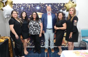 Graduación de la cohorte de Líderes Latinas 2025 Graduación cohorte 2025 Líderes Latinas de Abriendo Puertas (Foto HOY en Delaware)