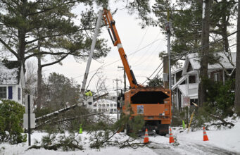 Delmarva Power Reinforces Commitment to Fight Rising Energy Costs as Part of “The Exelon Promise” Tree crews worked to clear fallen limbs as Delmarva Power works to restore power in Rehoboth Beach, DE Wednesday, Feb. 25, 2026 (FILE Photo Courtesy Delmarva Power)