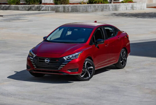 ¿Por qué las 10 canciones más escuchadas en México son las más perjudiciales para la conducción?