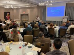 Décima Conferencia Anual de Concientización de Problemas con el Juego/10th Annual Problem Gambling Awareness Conference Rabbi Yehuda Avner, fue el encargado de realizar la primera presentación "Spoiler Alert: It's not About the Money" (Alerta de spoiler: No se trata del dinero) de esta conferencia. (Foto HOY en Delaware).