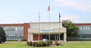 DNREC Shares Information on Delaware City Refining Repair Work and Air Monitoring/DNREC comparte información sobre los trabajos de reparación y el monitoreo del aire en Delaware City Refining DNREC is advising the public about planned Delaware City refinery repairs that could temporarily increase sulfur dioxide emissions. (Photo credit: DNREC)