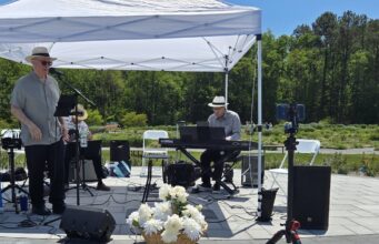 DBG announces new summer days-hours and live music