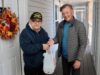 Meals on Wheels Lewes-Rehoboth: Celebrating 50 Years of Nourishing Lives, One Neighbor at a Time MOWLR Client & Board Member Volunteer Richard Chambers. (Foto cortesía MOWLR)